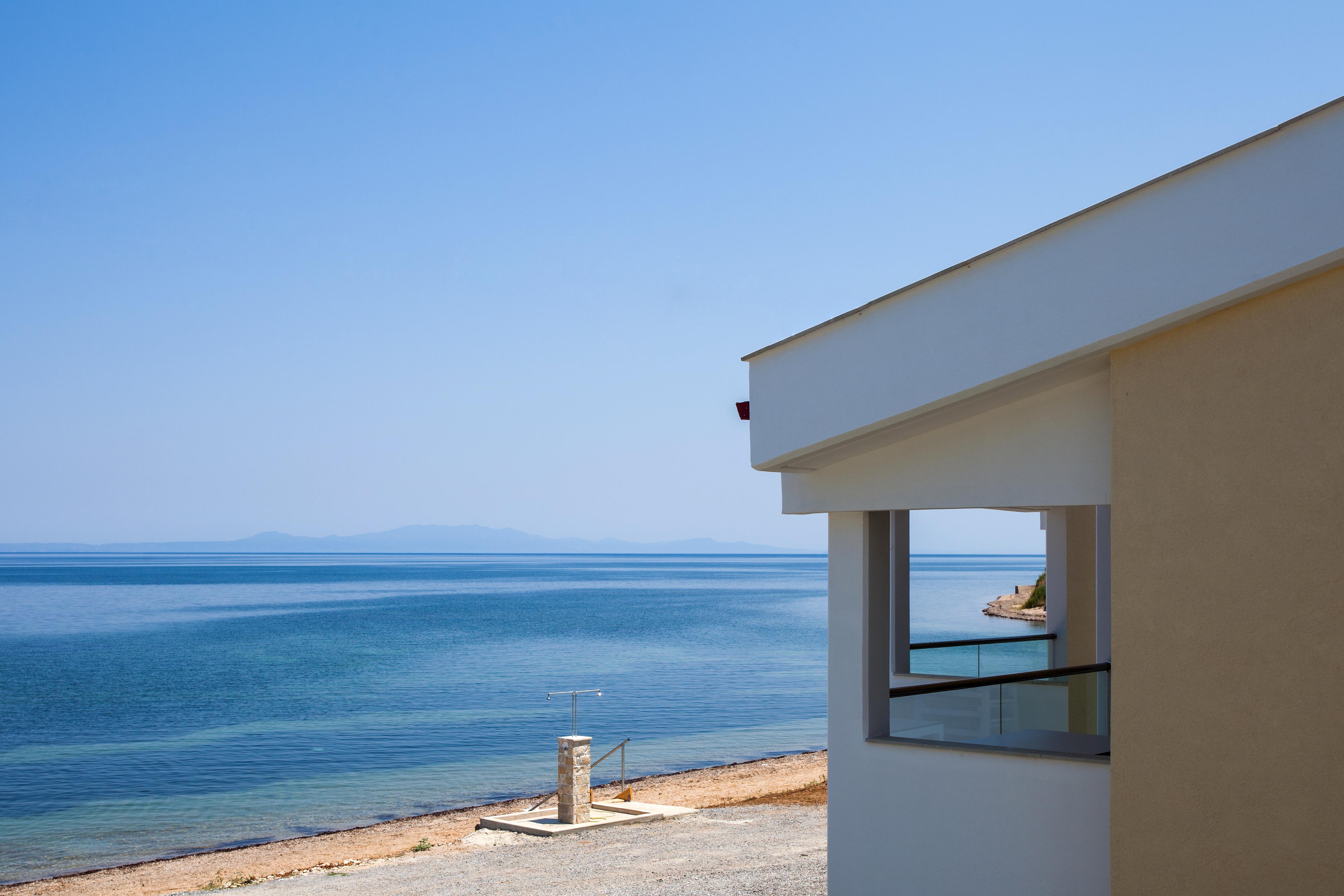 Elpiniki Luxury Apartments Nea Poteidaia Bagian luar foto