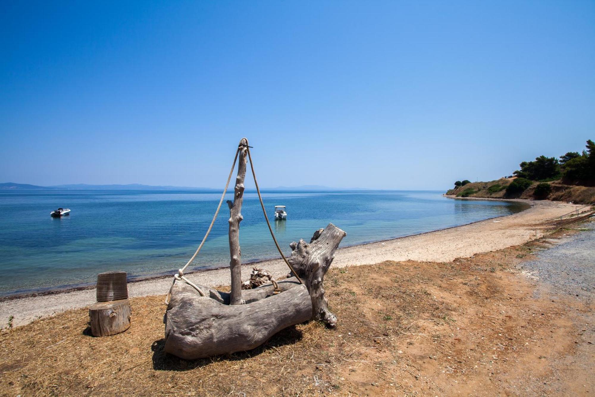 Elpiniki Luxury Apartments Nea Poteidaia Bagian luar foto