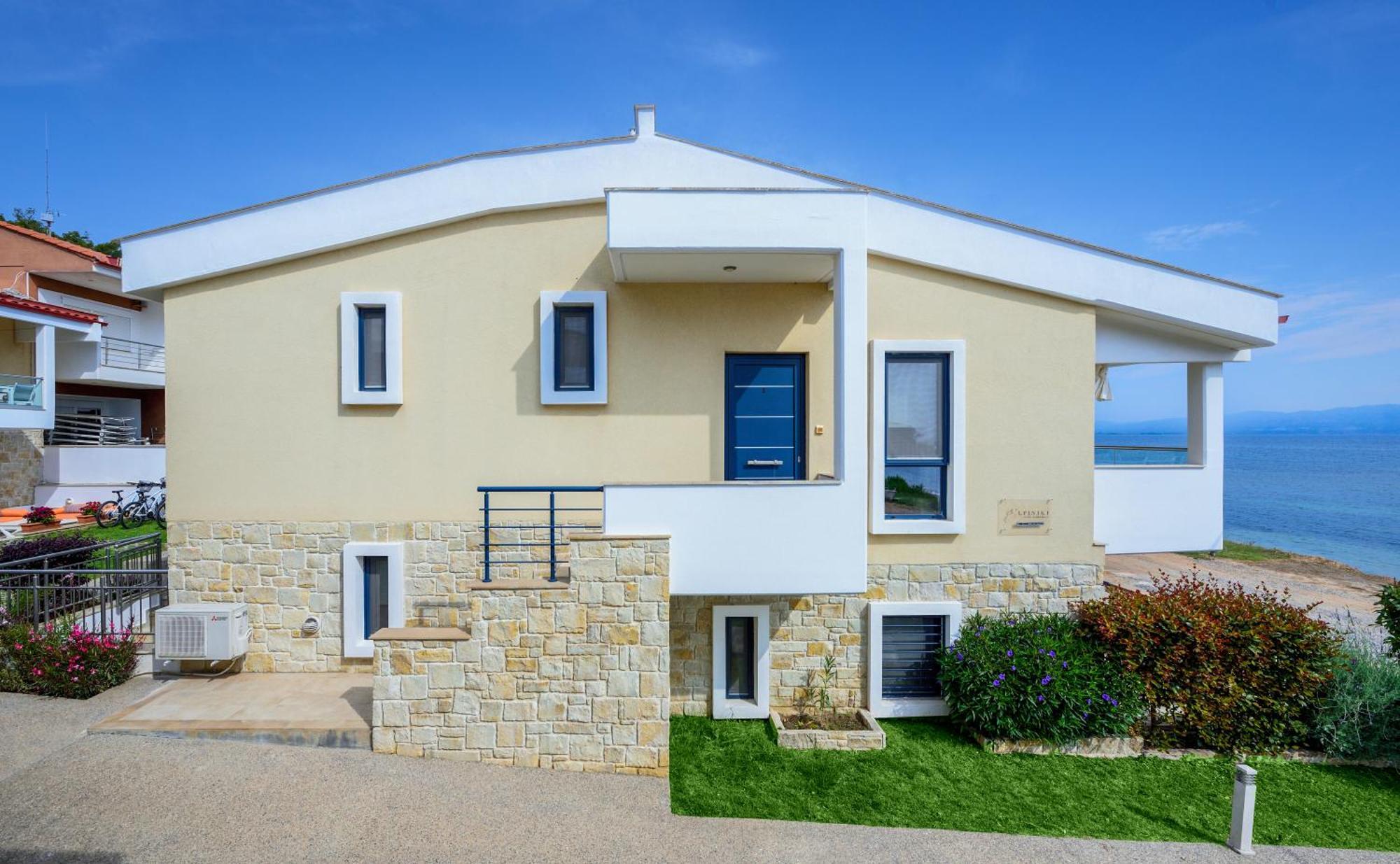 Elpiniki Luxury Apartments Nea Poteidaia Bagian luar foto